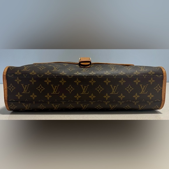 LOUIS VUITTON Monogram Beverly GM Briefcase - Picture 5 of 16